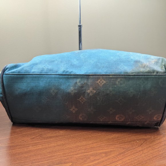 Auth LOUIS VUITTON LV Monogram Richard Prince Heartbreak Jokes $2850 ori… - Picture 4 of 16